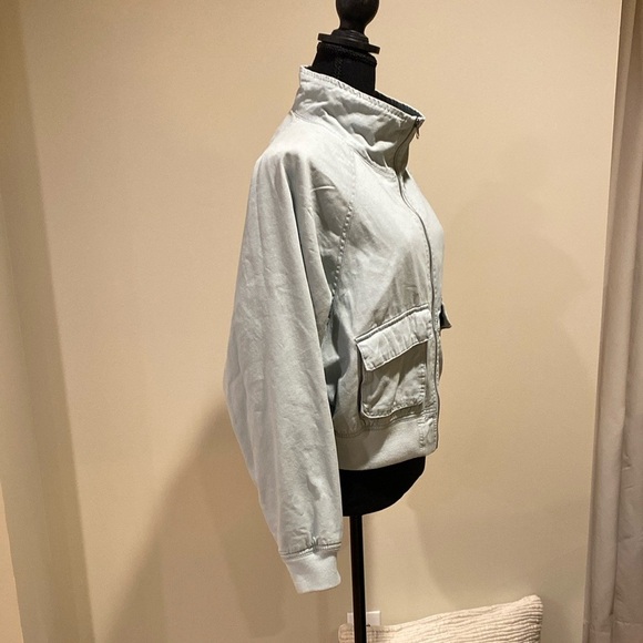 Wild Fable Soft Green-Blue Cropped Canvas Bomber Jacket with Stand-Up Collar - Picture 9 of 11